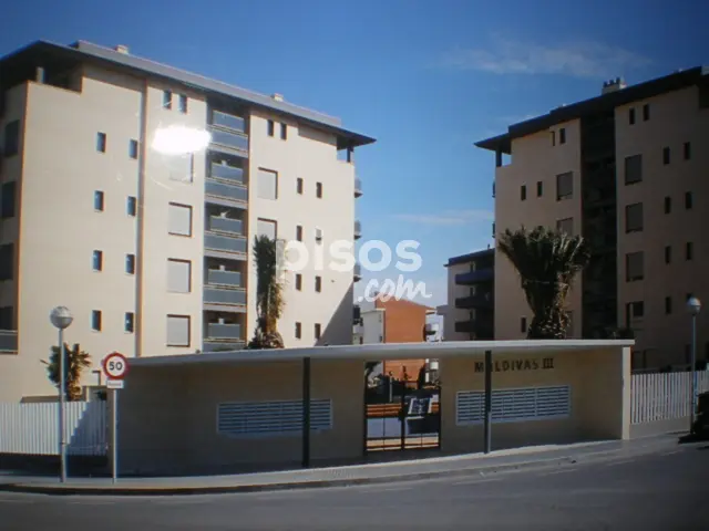 Piso en alquiler en Calle Amadeus Vives, Número 10, La Pineda (Vila-seca) de 900 €<span>/mes</span>