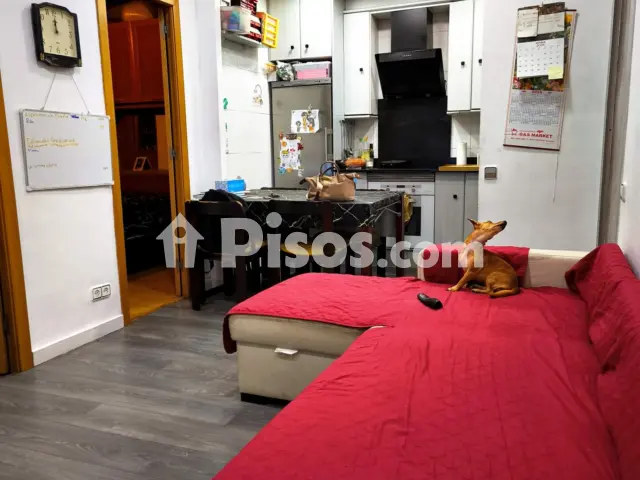 Piso en venta en Avenida Isabel ´La Católica´, La Florida (L'Hospitalet de Llobregat) de 170.000 €