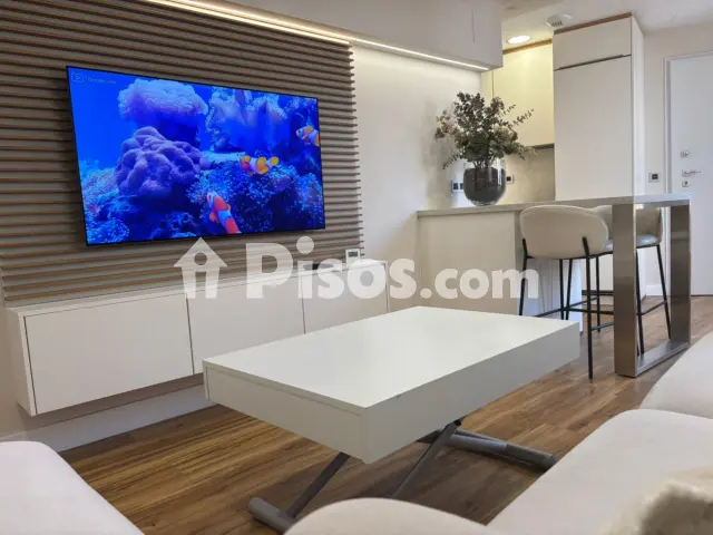 Piso en alquiler en Calle Real de Cartuja, cerca de Calle Parra Alta de Cartuja, San Ildefonso (Hospital Real) (Distrito Beiro. Granada Capital) de 850 €<span>/mes</span>