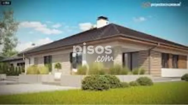 Chalet en venta en Calle de Cifuentes, Torrejón del Rey de 225.000 €