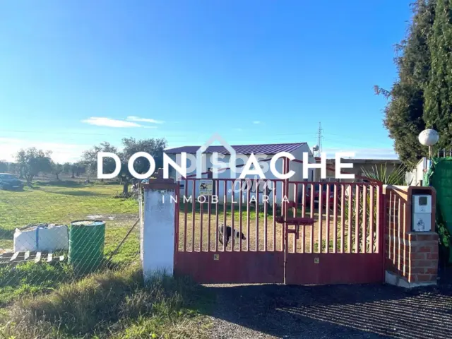 Finca rústica en venta en Nueva Ciudad, Nueva Ciudad (Mérida) de 156.000 €