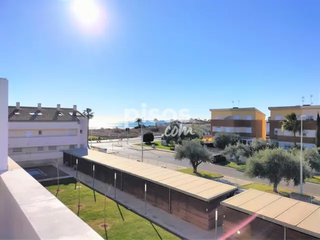 Dúplex en alquiler en Avinguda Mediterrània, Papa Luna (Benicarló) de 430 €