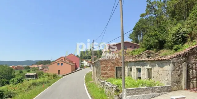 Casa en venta en Calle O Barreiro - San Cosme, Barreiro (Cruceiro de Roo, O), O. Municipio de Outes de 65.000 €