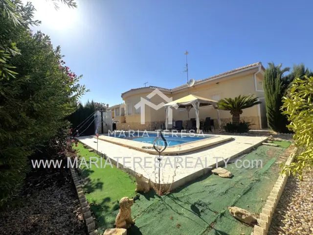 Casa en venta en Gea y Trullols, Gea y Trullols (Distrito Campo de Murcia. Murcia Capital) de 225.000 €