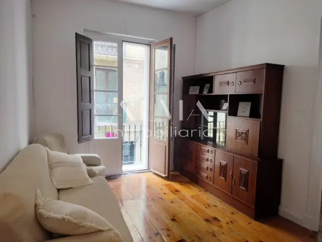 Piso en alquiler en Calle de la Tejería, 19, Casco Antiguo - Alde Zaharra (Pamplona - Iruña) de 1.200 €<span>/mes</span>