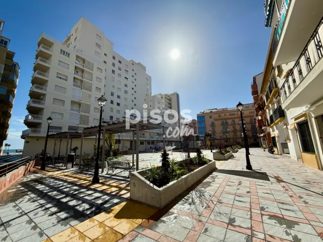 Apartamento en alquiler en Plaza de Pablo Ruiz Picasso, 5, Puerto Deportivo (Fuengirola) de 1.200 €<span>/mes</span>