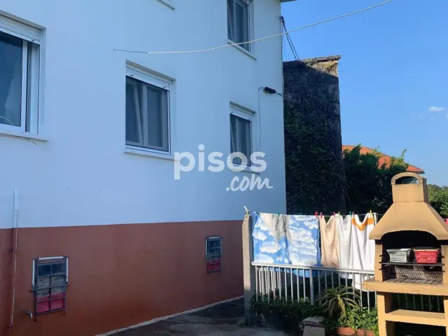 Casa en venta en Calle Lugar Roo de Abaixo, Número Sn, Barreiro (Cruceiro de Roo, O), O. Municipio de Outes de 150.000 €
