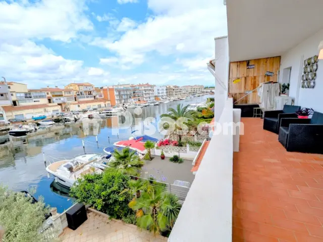 Piso en venta en Calle Calle Port Empordà, 17487, Empuriabrava, Girona, E, Empuriabrava (Castelló d'Empúries) de 330.000 €