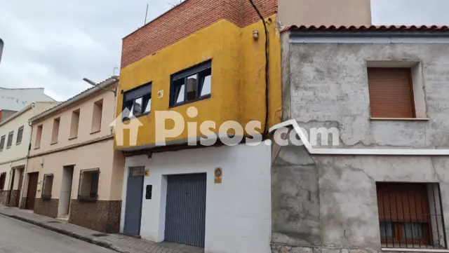 Casa adosada en venta en Calle del Doctor Mazuecos