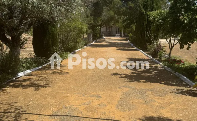 Chalet rústico en venta en Carretera de Toledo a Albacete