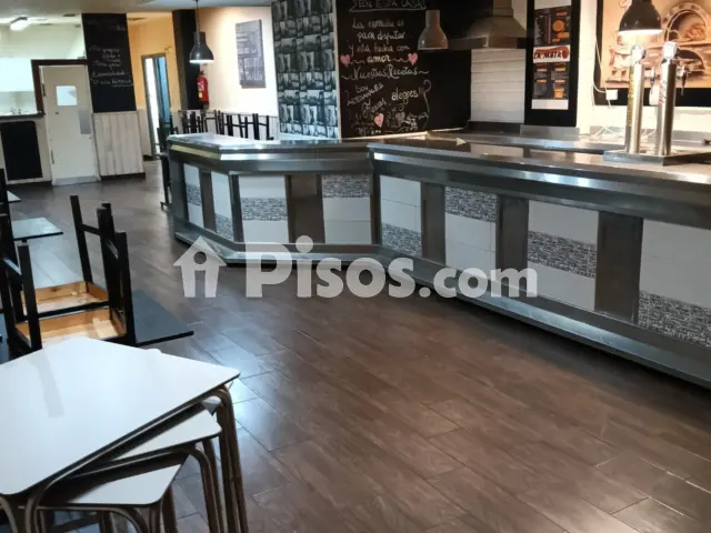 Local comercial en venta en Calle de la Hersa