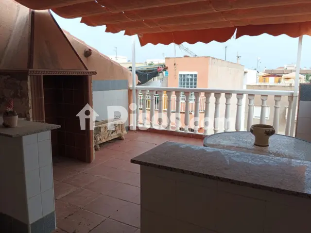 Ático en venta en Calle de Federico García Lorca, Los Alcázares de 130.000 €