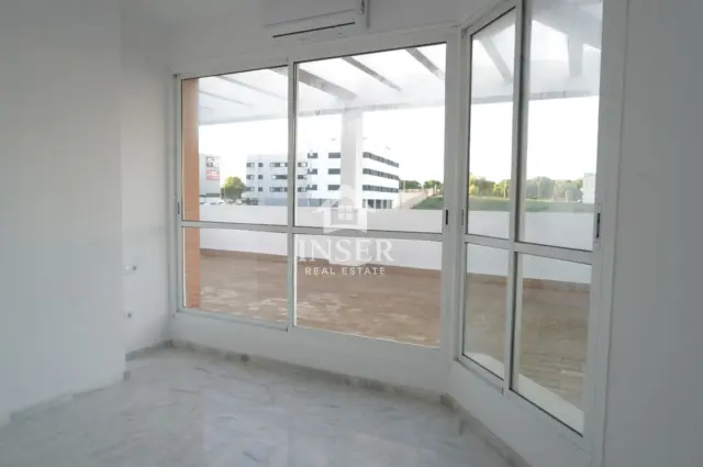 Ático en alquiler en Avenida del Barrerillo, Zona Avenida de Juan Diego (Bormujos) de 950 €<span>/mes</span>