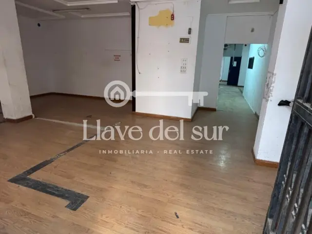 Local comercial en alquiler en Calle de Carlos Marín Menú, Centro (Águilas) de 600 €<span>/mes</span>