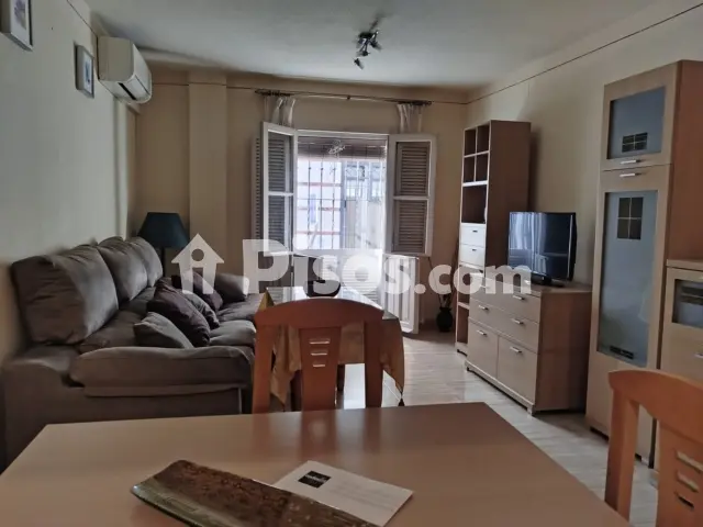 Piso en venta en Calle Adelantado, Parlamento (Distrito Macarena. Sevilla Capital) de 230.000 €