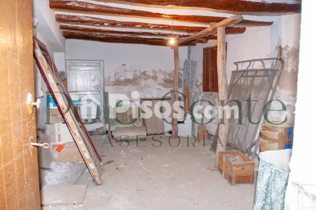 Casa en venta en Calle Don Joaquín Costa, Lanaja de 30.000 €