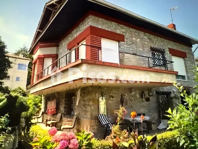 Chalet en venta en Camino de Mendiola, Bidebieta (San Sebastián - Donostia) de 900.000 €