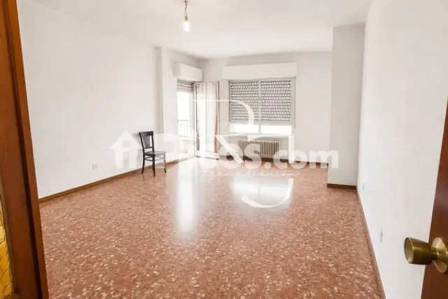 Piso en venta en Avenida de Carmen, cerca de Avenida de la Paz