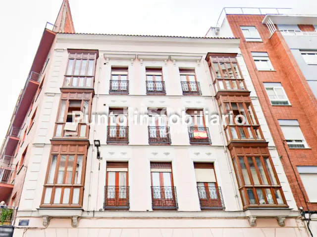 Piso en venta en Calle del Perú, Centro (Valladolid Capital) de 290.000 €