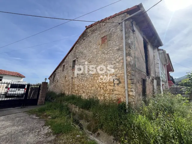 Casa pareada en venta en Barrio de Liáño-San Juan, Liaño (Villaescusa) de 66.000 €
