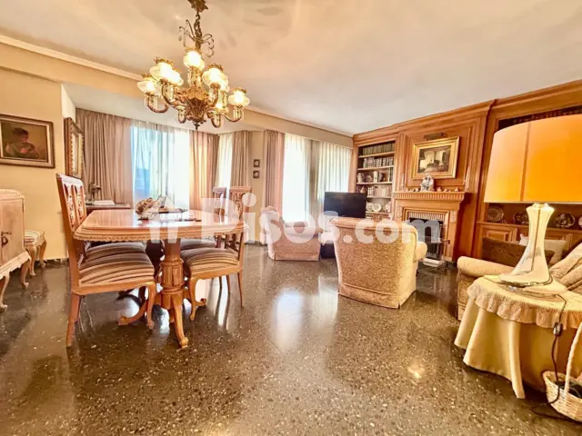 Piso en venta en Carrer del Mestre Racional, 1, Gran Via (Distrito L'Eixample. València Capital) de 875.000 €