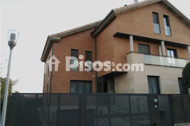 Casa en venta en Calle de Leza, Navarrete de 450.000 €
