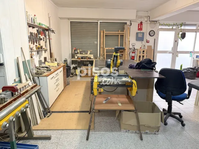 Local comercial en venta en Carrer de Lepant, Zona Nord-La Serreta (Rubí) de 70.000 €