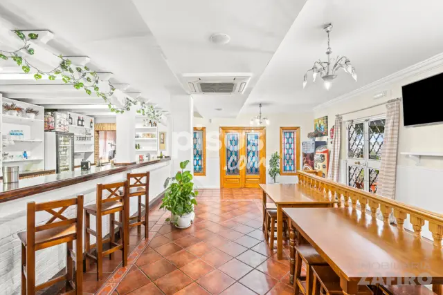 Local comercial en venta en Camino de Purchil, Camino de Ronda (Distrito Ronda. Granada Capital) de 750.000 €