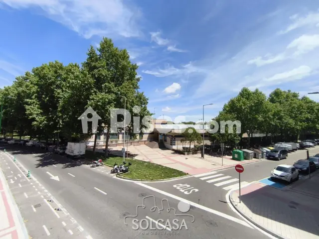Piso en venta en Calle de la Fuente El Sol, cerca de Calle Perpendicular, La Victoria (Valladolid Capital) de 205.000 €