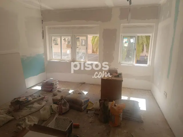 Piso en venta en Calle del Doctor Lluch, cerca de Calle de la Reina, El Cabanyal-El Canyamelar (Distrito Poblats Marítims. València Capital) de 280.000 €