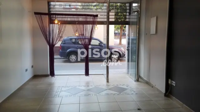 Local comercial en alquiler en Carrer de Sant Antoni, Pineda de Mar de 750 €<span>/mes</span>