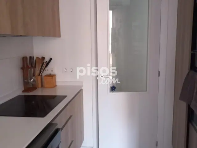 Piso en alquiler en Carrer de la Plana, Poble Nou (Torrent) de 1.200 €<span>/mes</span>