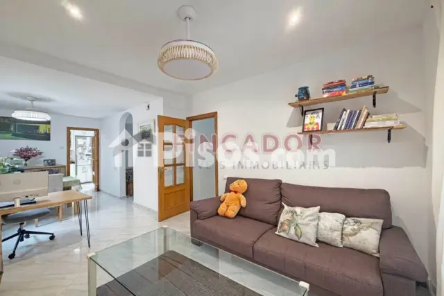 Casa adosada en venta en Carrer de Fiveller, cerca de Carrer de Frederic Soler