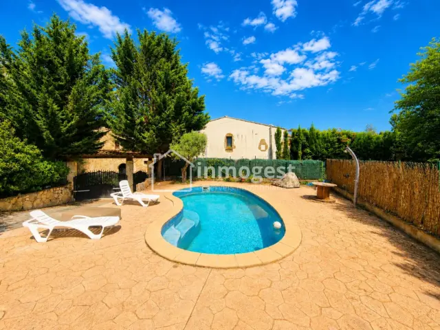 Casa en venta en Carrer de Sant Ferriol, Sarrià de Ter de 740.000 €