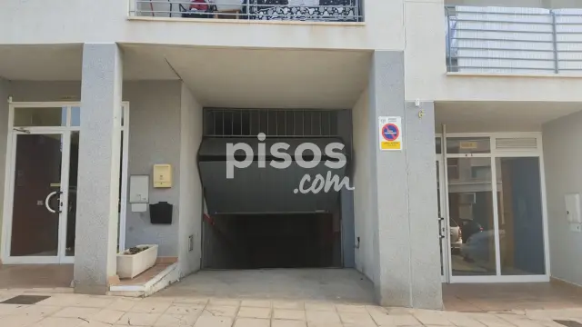 Garaje en venta en Carrer de la Flor Natural, Els Masos (El Vendrell) de 6.500 €