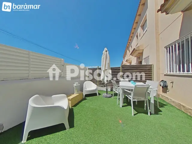 Casa pareada en venta en Carrer de les Mimoses, La Pobla de Montornès de 215.000 €