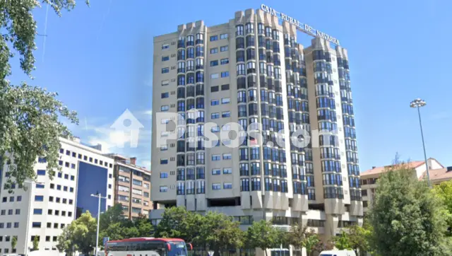 Piso en venta en Plaza de los Fueros de Navarra, Ensanches - Zabalguneak (Pamplona - Iruña) de 485.000 €