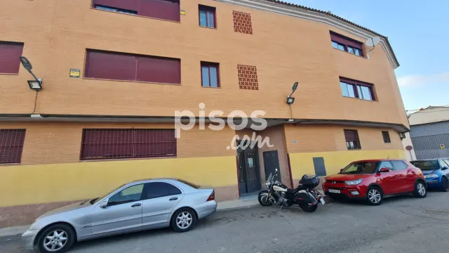 Piso en venta en Calle de los Silvano Cirujano, Magán de 75.000 €