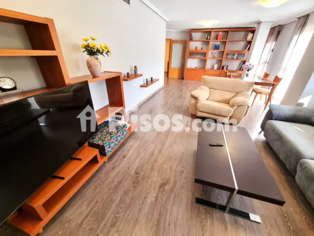 Piso en venta en Calle del Astrónomo Comas Solá, 2, Florida-Ciudad de Asís (Distrito Florida-Babel-Benalúa. Alicante - Alacant) de 374.000 €