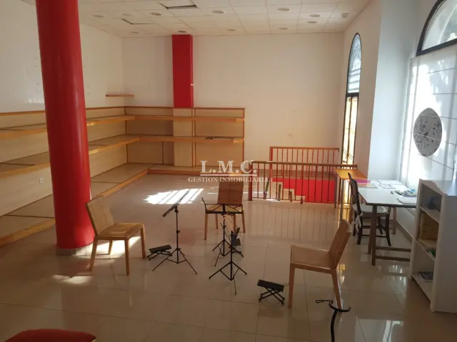 Local comercial en venta en Paseo de las Flores, Isla Cristina de 275.000 €