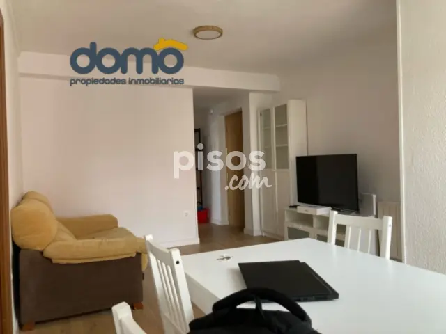 Piso en alquiler en Pasaje de la Algaba, Casería de Montijo-Nueva Granada (Distrito Norte. Granada Capital) de 1.600 €<span>/mes</span>