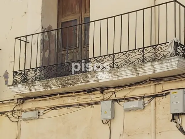 Casa en alquiler en Plaza Mayor, Atzeneta del Maestrat de 680 €<span>/mes</span>