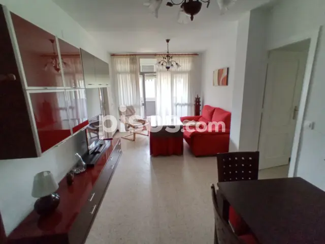 Piso en alquiler en Calle Mastin, Centro-Doña Mercedes (Distrito Zona Centro. Dos Hermanas) de 670 €<span>/mes</span>