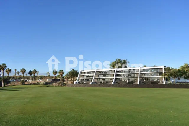 Apartamento en venta en Avenida Amarilla Golf, Número 1, El Guincho (San Miguel de Abona) de 430.000 €