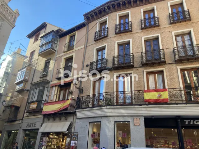 Piso en venta en Calle de Sal, Casco Antiguo (Distrito Centro. Toledo Capital) de 183.000 €