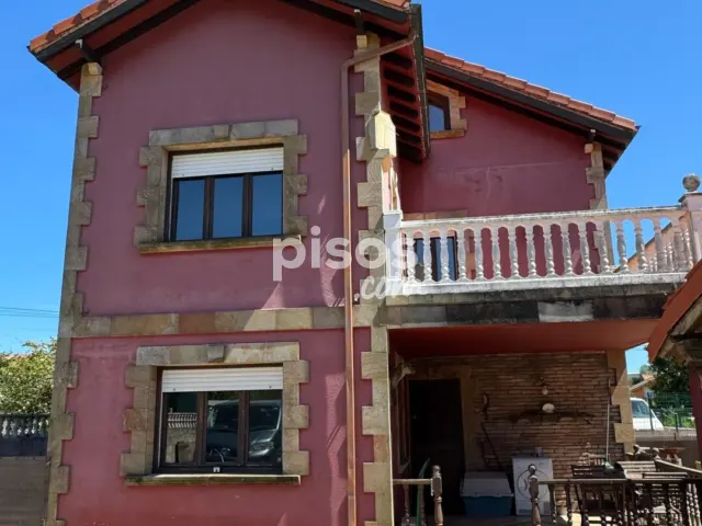 Chalet pareado en venta en Barrio de Igollo Escuelas, Igollo (Camargo) de 365.000 €