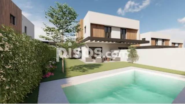 Promoción San Blas Entrenúcleos, Calle Francisco Oliva García 7. Entrenúcleos (Dos Hermanas)