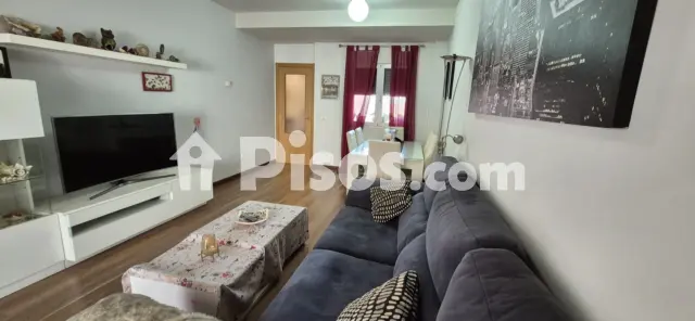 Casa adosada en venta en Calle Juan Sebastián Elcano