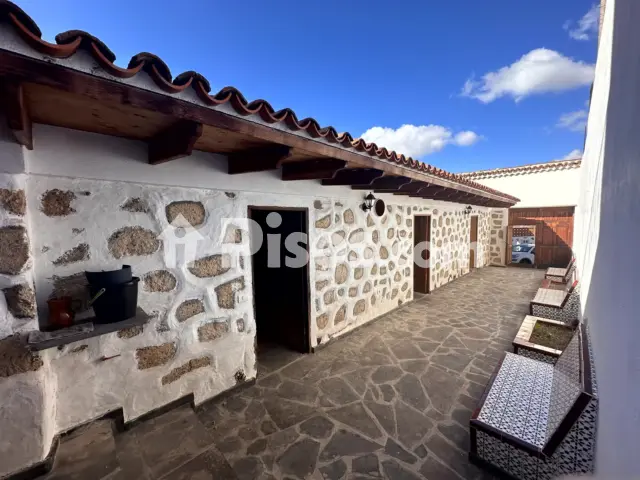 Casa adosada en alquiler en Buzanada-Valle de San Lorenzo-Cabo Blanco, Buzanada-Valle de San Lorenzo-Cabo Blanco (Arona) de 950 €<span>/mes</span>