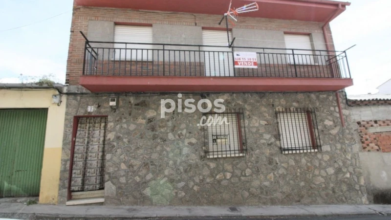 Casa pareada en venta en Calle de Victoria, 4, Arenas de San Pedro de 60.000 €